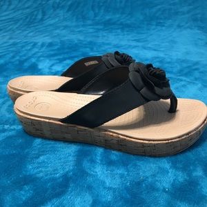 Crocs flower sandals. Adorable!